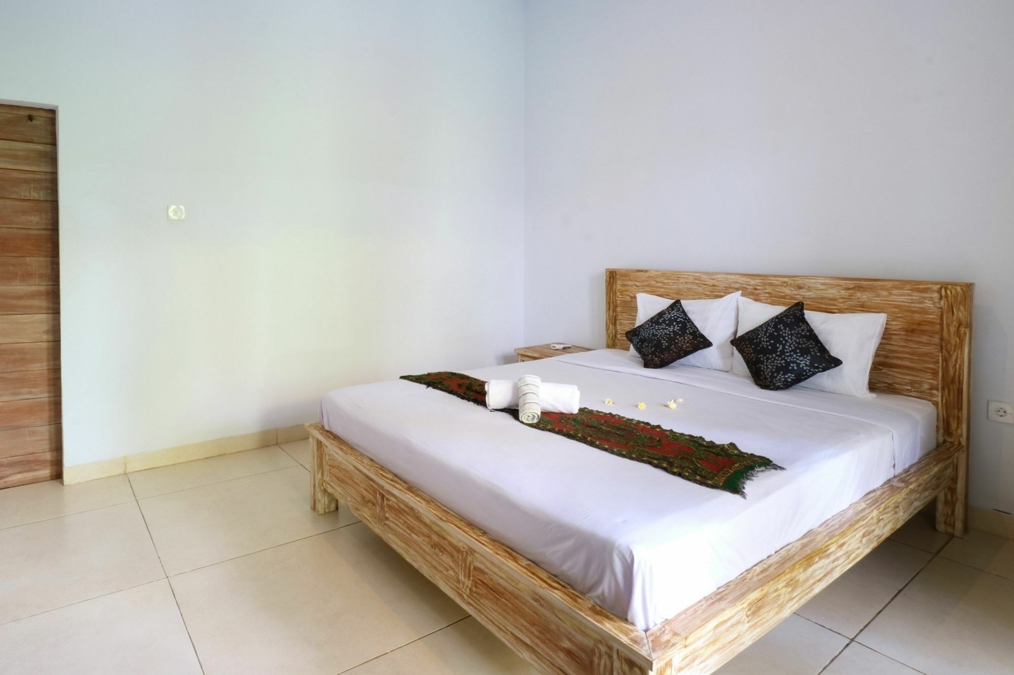 The Wina Guest House 2 Canggu Buitenkant foto